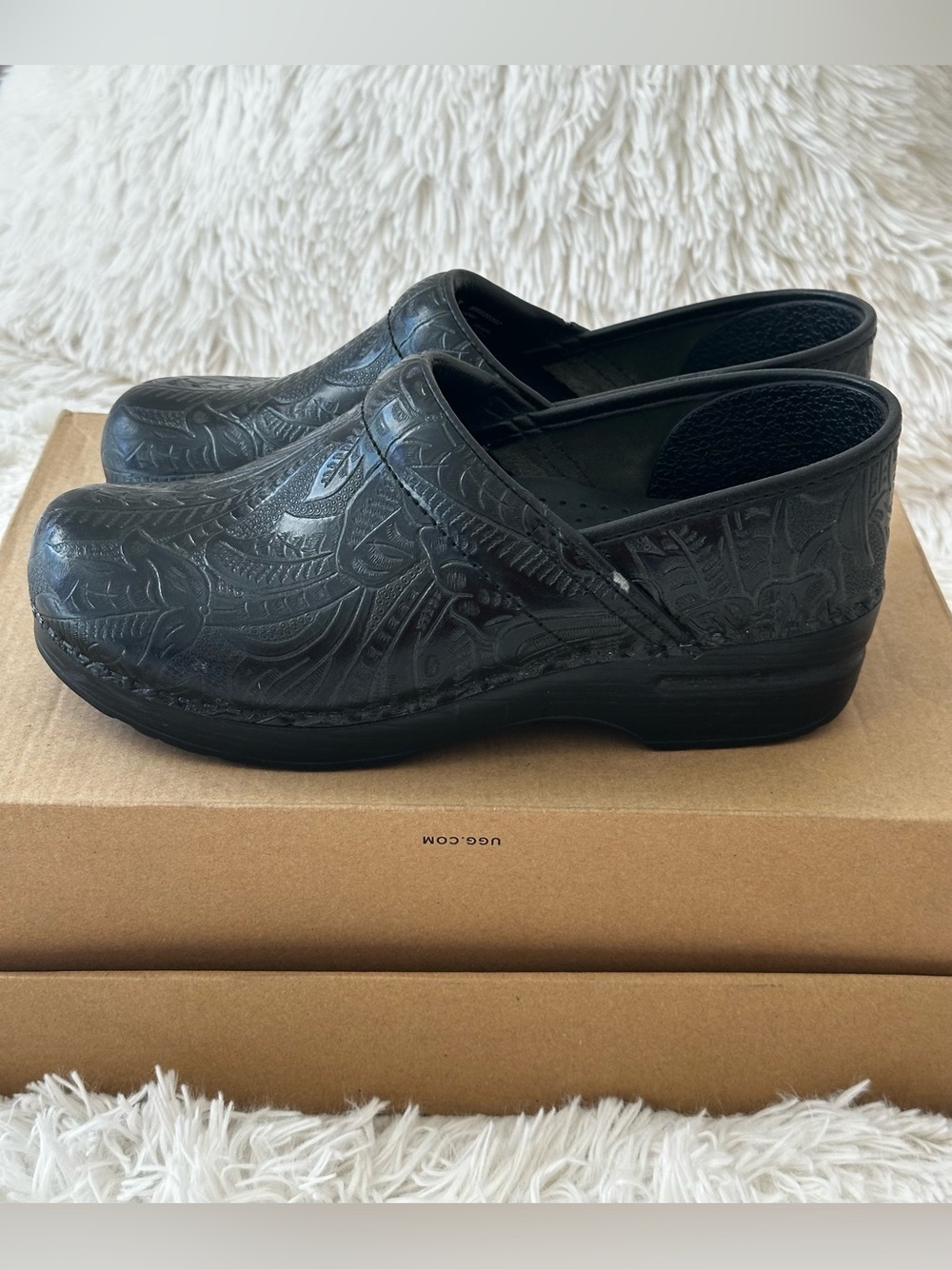 DANSKO Black Tooled Leather Professional Clogs Slip Resistant Work Shoes Size 39